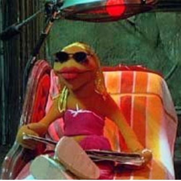 Meet your Posher, Natalie - Picture 1 of 1